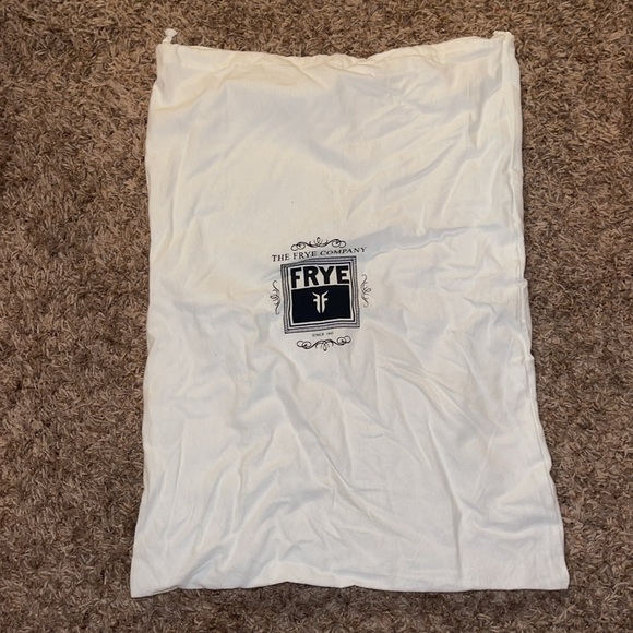 Frye | Madison Leather Tote ❤️❤️Host Pick❤️❤️ - Picture 11 of 11